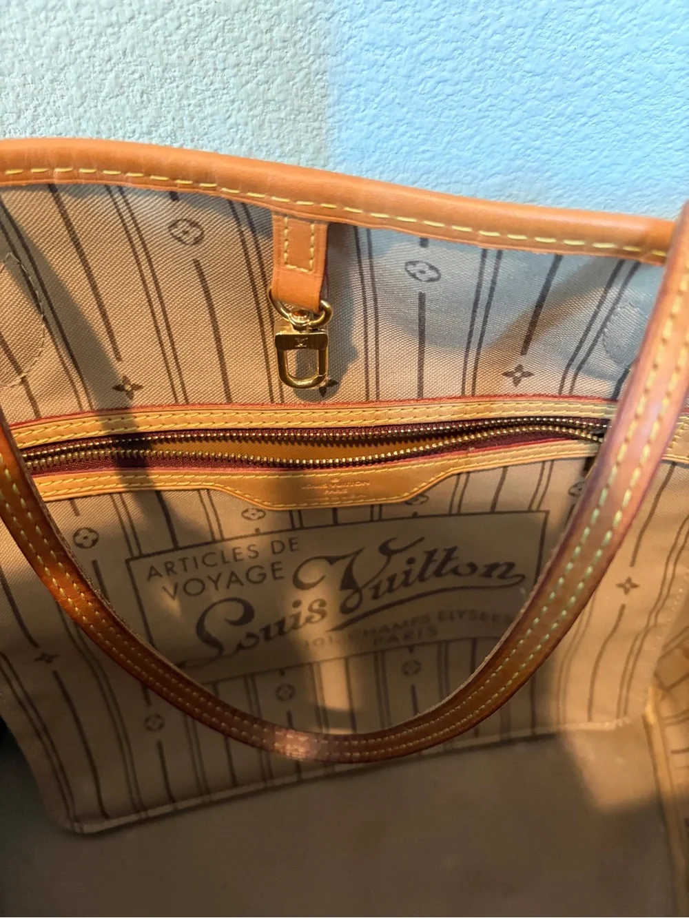 AUTHENTIC Louis Vuitton Monogram MM Neverfull